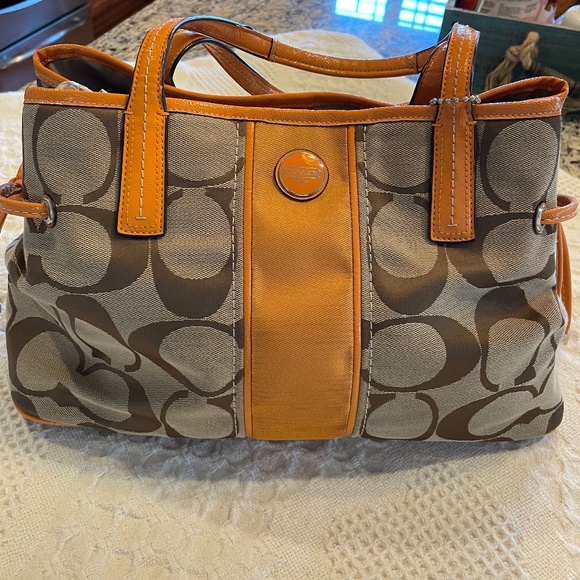 Coast Satchel style Purse - Picture 1 of 12